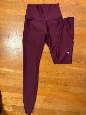 ALO Yoga High-Rise Burgundy Leggings